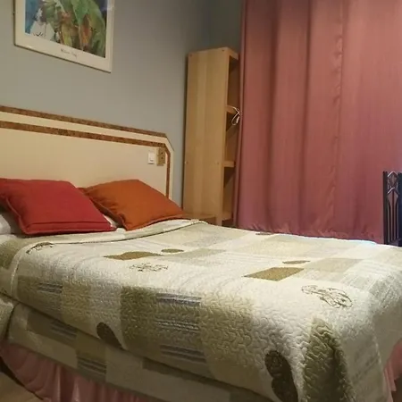 Hotel Azur Paris